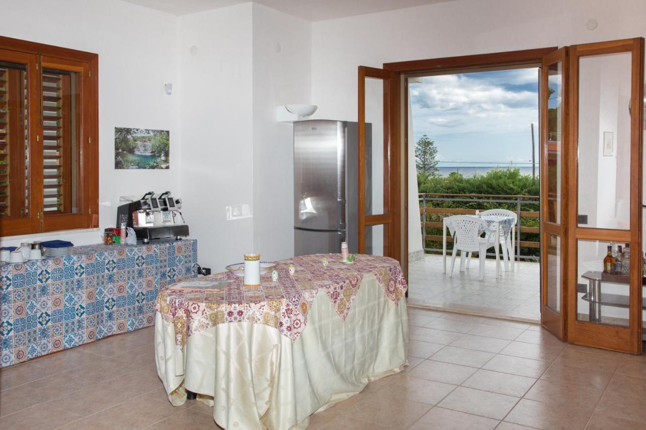 Villa Vega Fontane Bianche Exteriör bild