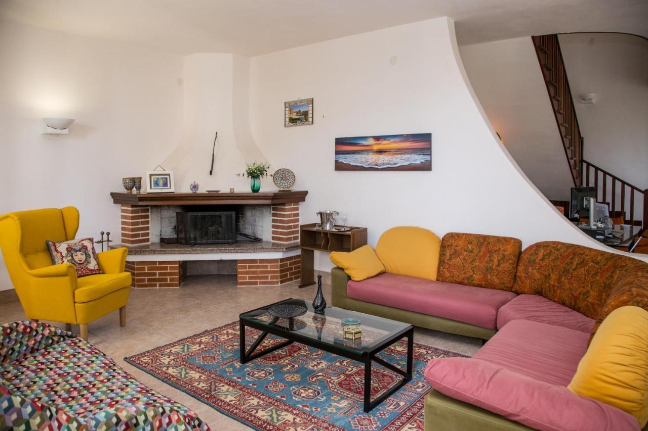 Villa Vega Fontane Bianche Exteriör bild