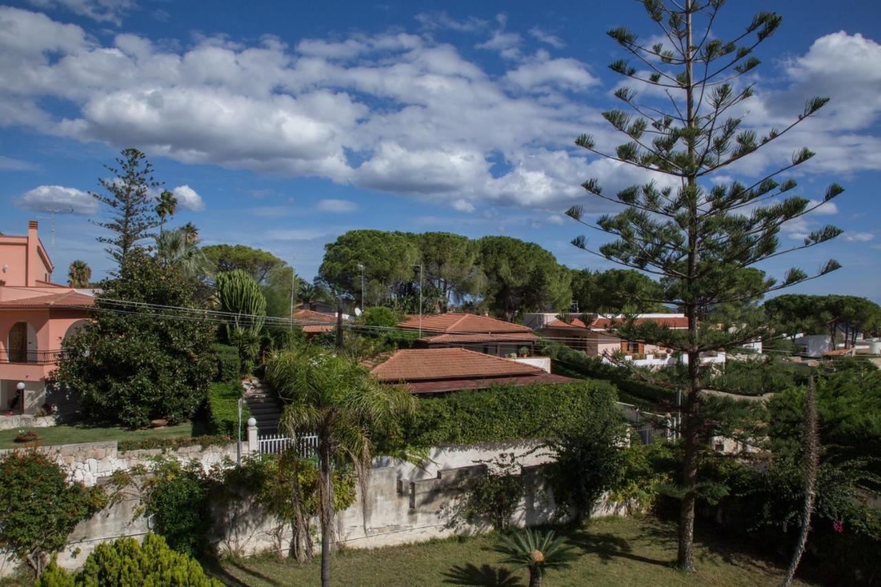 Villa Vega Fontane Bianche Exteriör bild