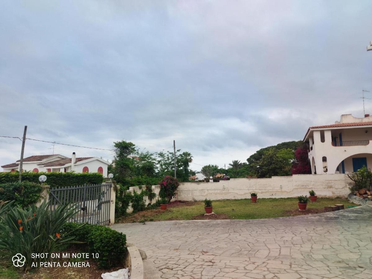 Villa Vega Fontane Bianche Exteriör bild